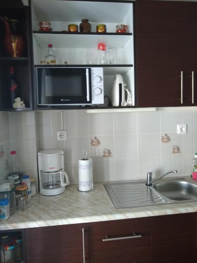 Acropolis Within 10 Minutes Walk! Classical Apartment And A Hostess At Your Side! 아테네 외부 사진